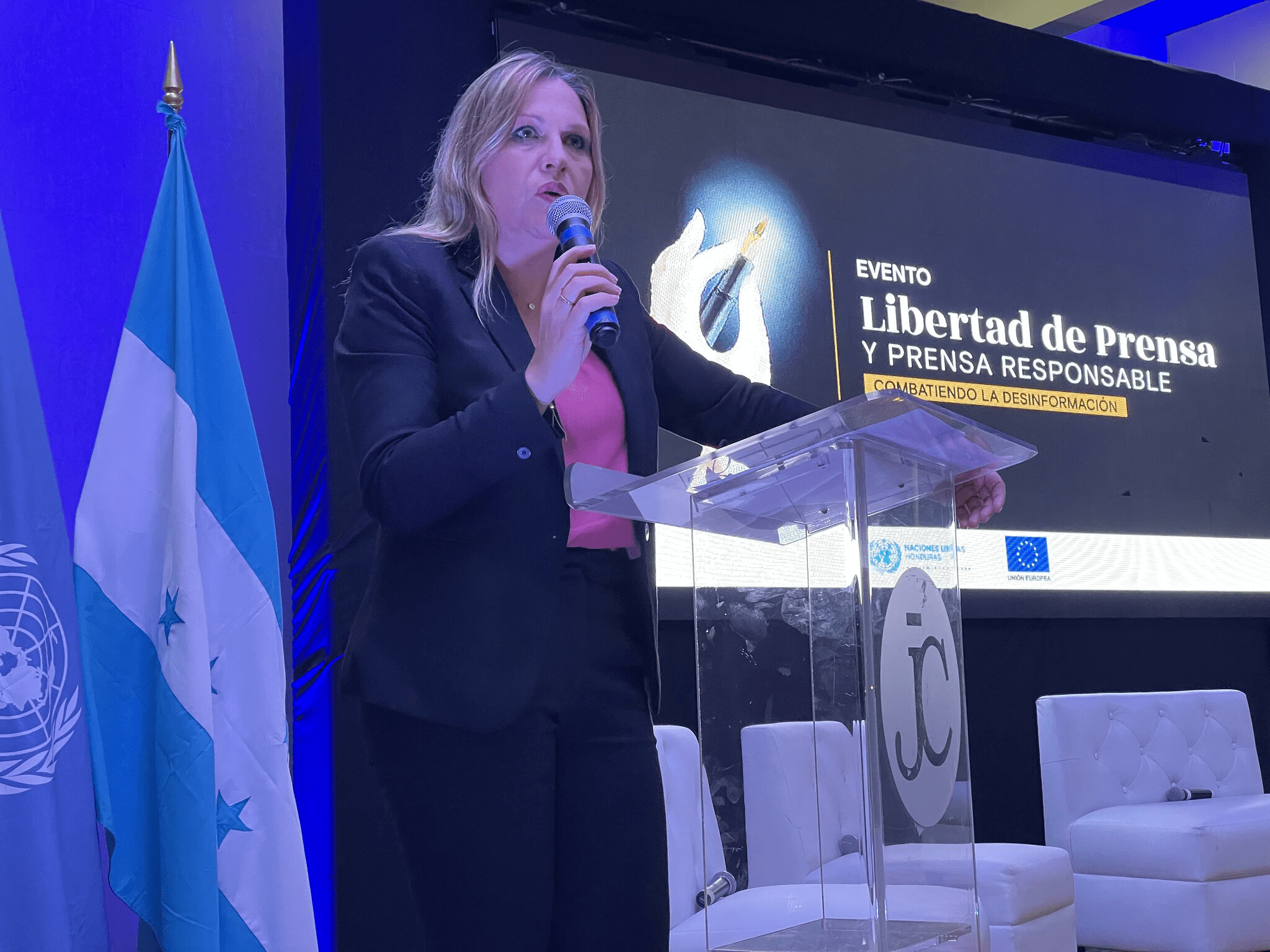 4 De Mayo Representante De Oacnudh Isabel Albaladejo Participó En Foro Sobre La Libertad De 5903